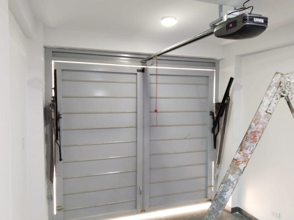 d206500b-5fc7-483d-ad5b-b0a2188afee4