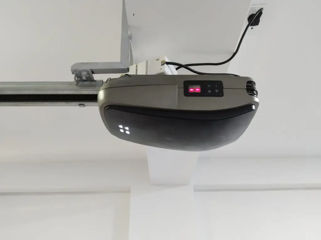 fff109e0-33c4-4392-bdc8-bb9e9210a7ee